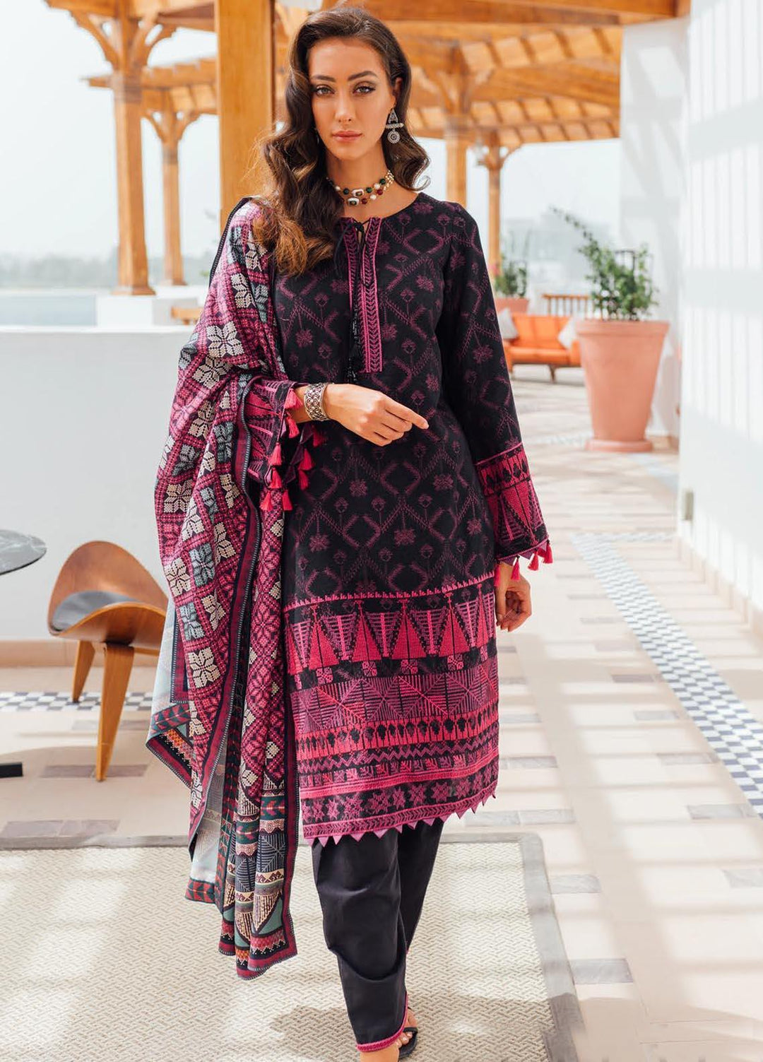 Saira Rizwan Embroidered Cotton Karandi Suits Unstitched 3 Piece SR21W SR-04 GULLALAI - Winter Collection