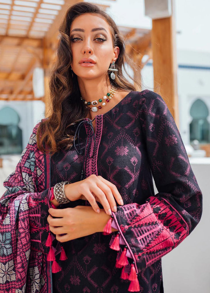 Saira Rizwan Embroidered Cotton Karandi Suits Unstitched 3 Piece SR21W SR-04 GULLALAI - Winter Collection