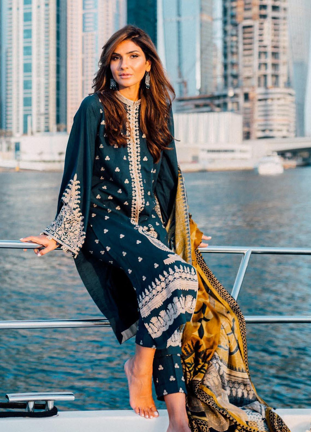 Saira Rizwan Embroidered Khaddar Suits Unstitched 3 Piece SR21W SR-12 ZILLE - Winter Collection