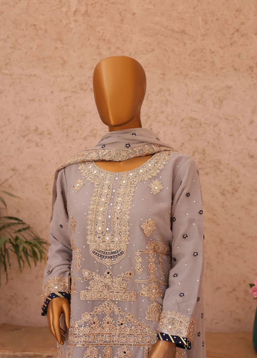 Saira Sultana Pret Embroidered Chiffon 3 Piece Suit Maah Paara Pastel Grey