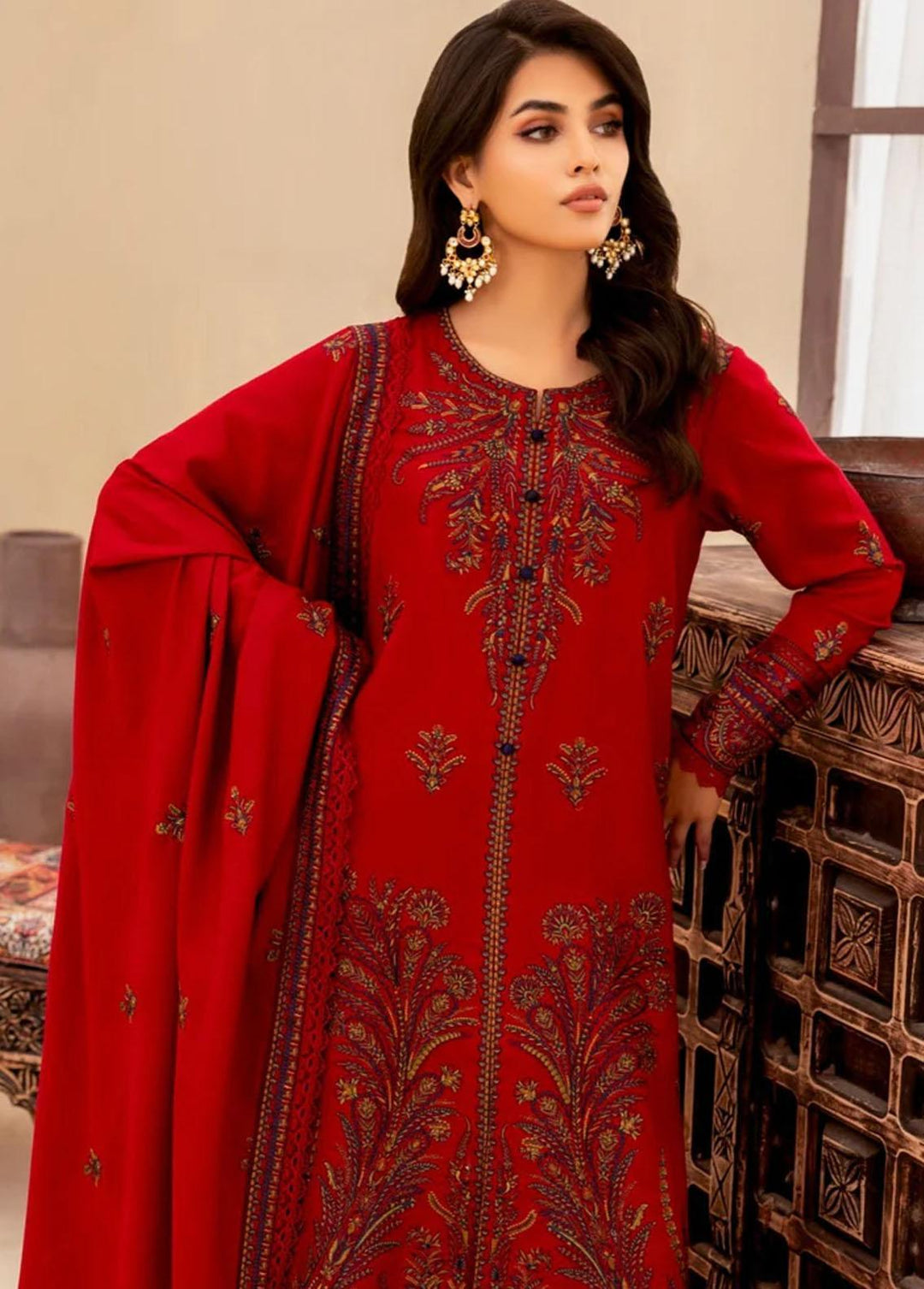 Mohagni Pret Embroidered Dhanak 3 Piece Suit MWS-09