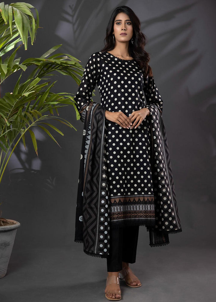 Salina By Regalia Textiles Printed Lawn Suits Unstitched 3 Piece RGT22BW 06 - Summer Collection