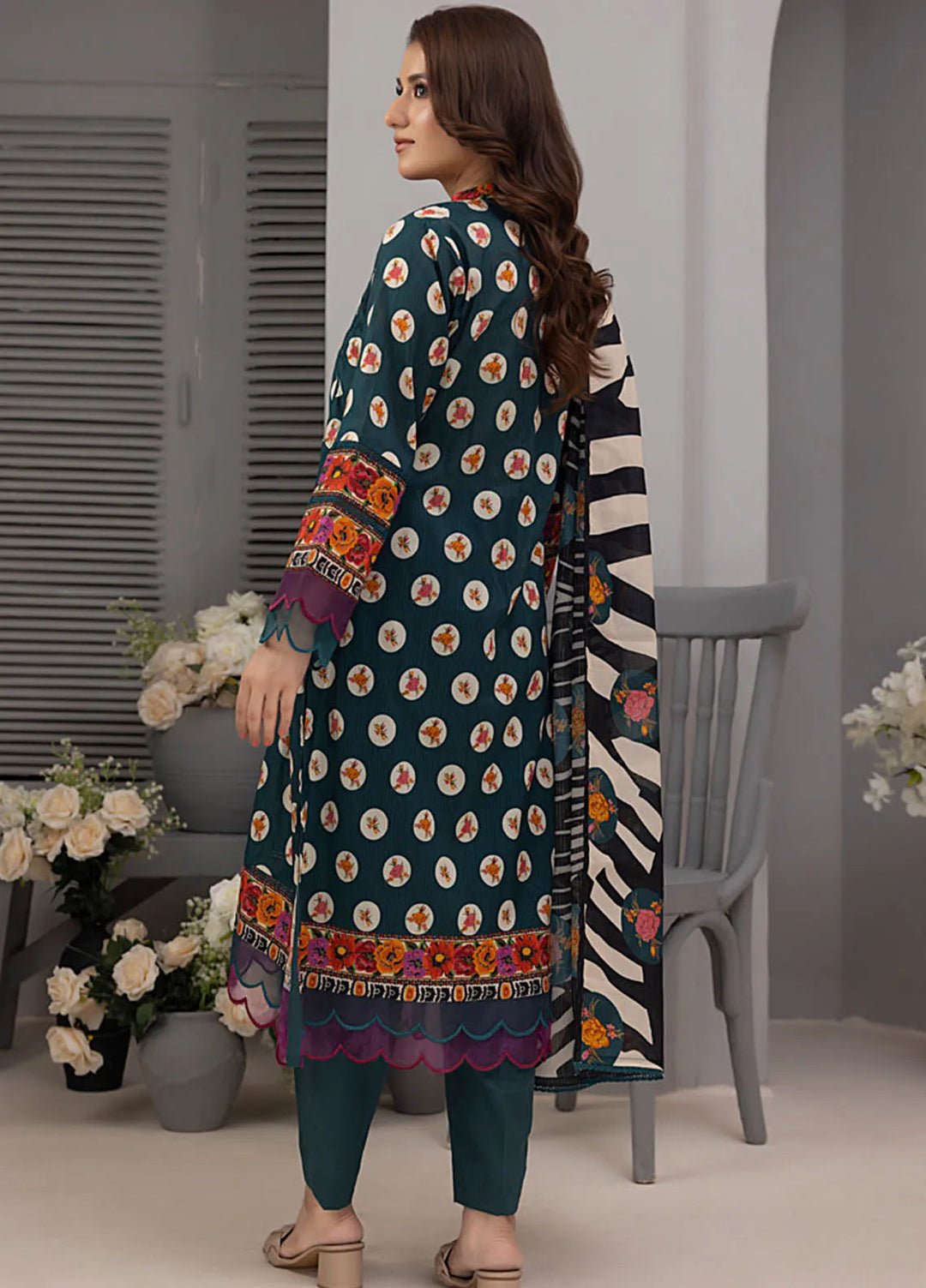Salina by Regalia Textiles Printed Cotton Suit Unstitched 3 Piece RGTSSV4 D-10 - Mid Summer Collection