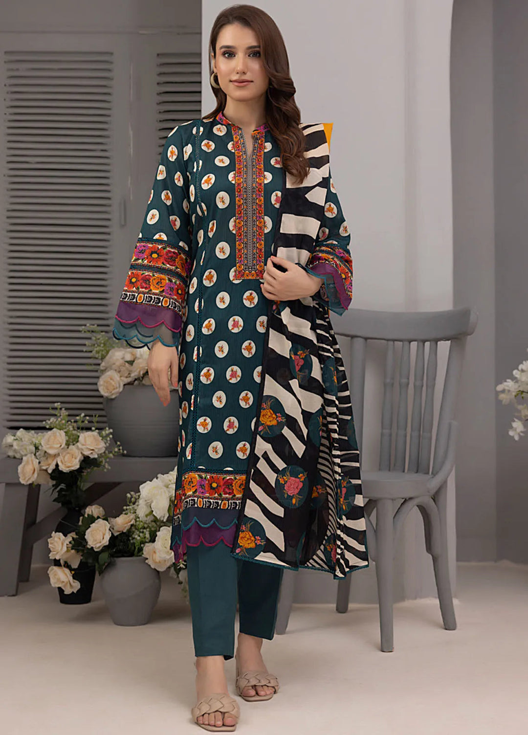 Salina by Regalia Textiles Printed Cotton Suit Unstitched 3 Piece RGTSSV4 D-10 - Mid Summer Collection