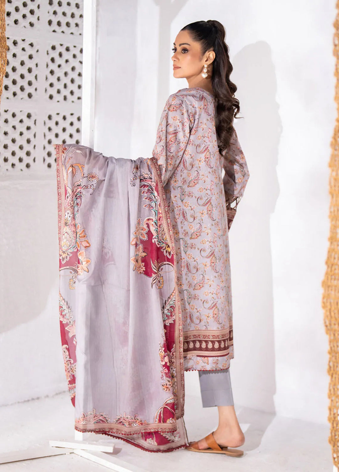Salina by Regalia Textile Printed Lawn Suits Unstitched 3 Piece RGT25SBD D-09 - Summer Collection