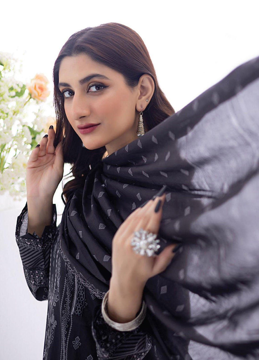 Salina By Regalia Textiles Printed Lawn Suits Unstitched 3 Piece RGT23BW-V2 D-02 - Summer Collection