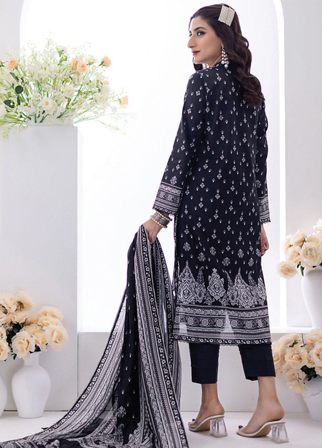 Salina By Regalia Textiles Printed Lawn Suits Unstitched 3 Piece RGT23BW-V2 D-03 - Summer Collection