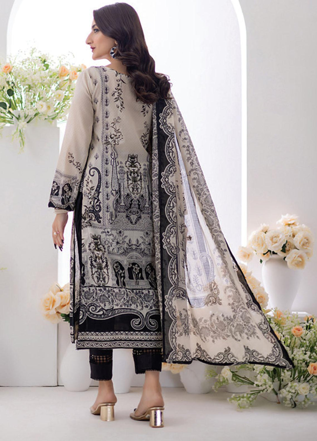 Salina By Regalia Textiles Printed Lawn Suits Unstitched 3 Piece RGT23BW-V2 D-08 - Summer Collection