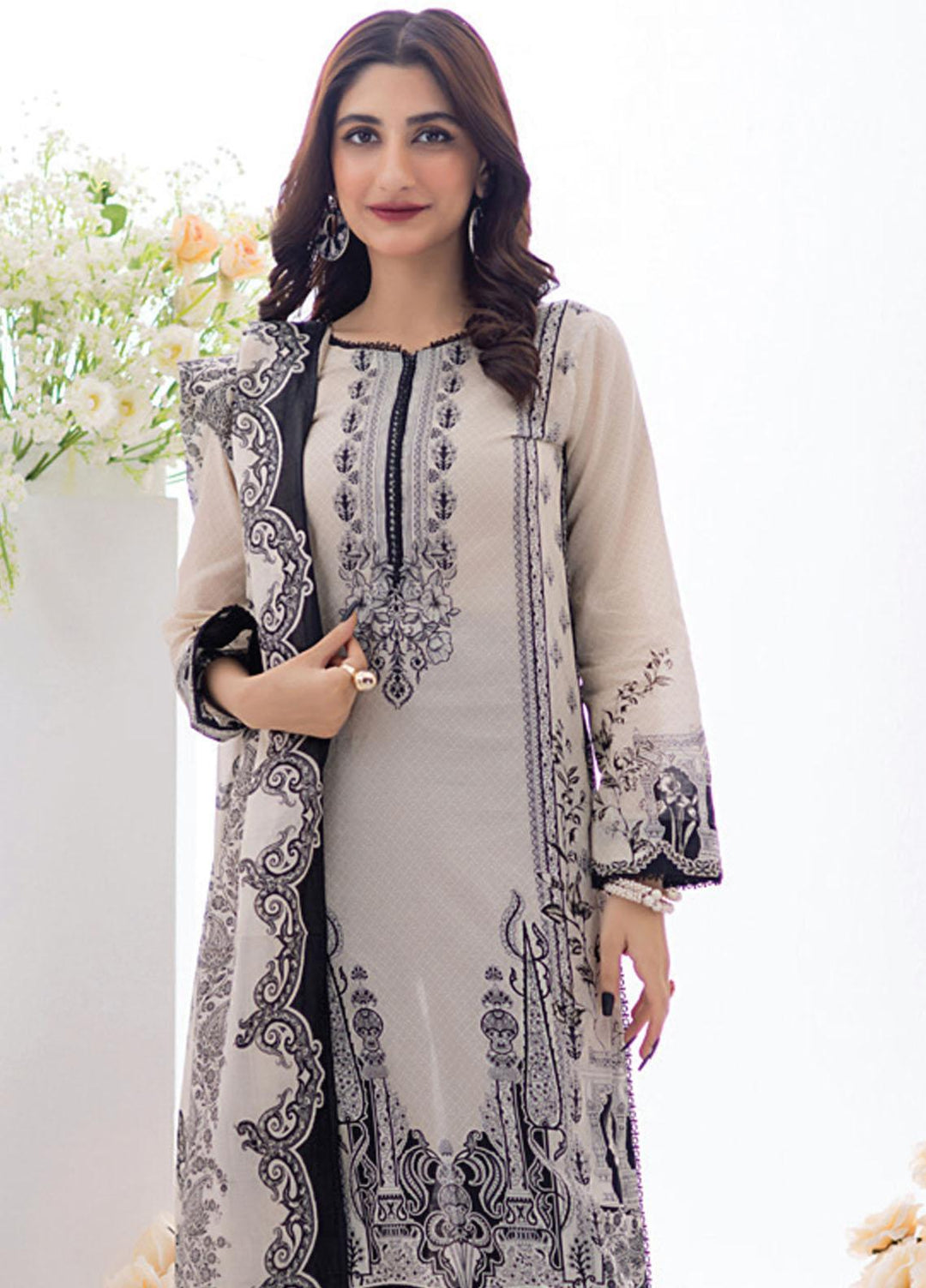 Salina By Regalia Textiles Printed Lawn Suits Unstitched 3 Piece RGT23BW-V2 D-08 - Summer Collection