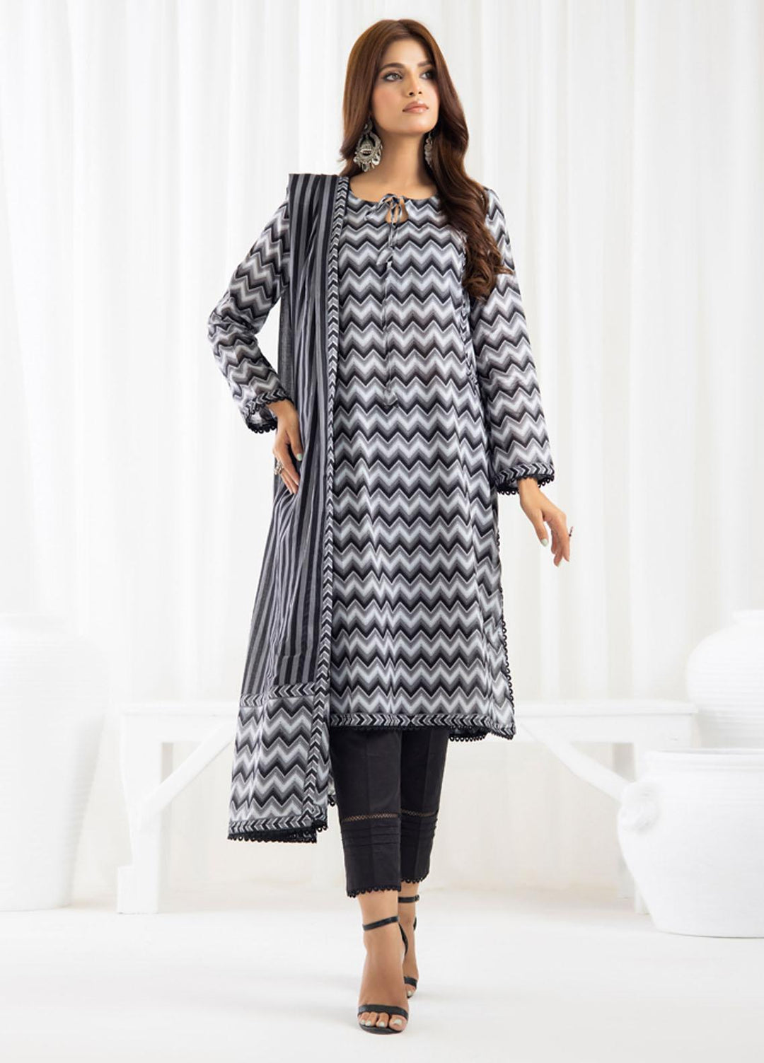 Salina By Regalia Textiles Printed Lawn Suits Unstitched 3 Piece RGT23BW-V3 D-02 - Summer Collection