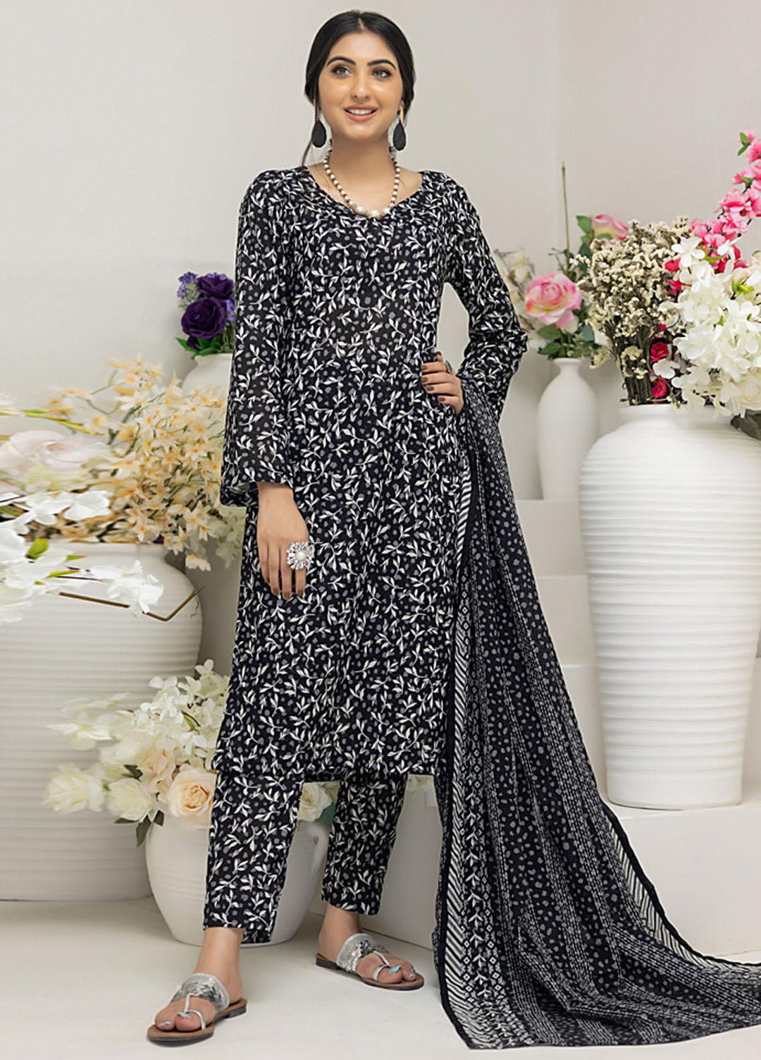 Salina By Regalia Textiles Printed Lawn Suits Unstitched 3 Piece RGT23BW-V4 D-04 - Summer Collection