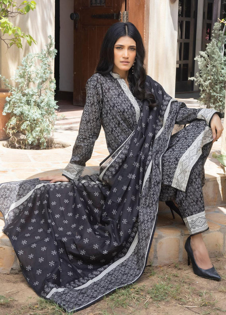 Salina By Regalia Textiles Printed Lawn Suits Unstitched 3 Piece RGT23BW 05 - Black & White Collection
