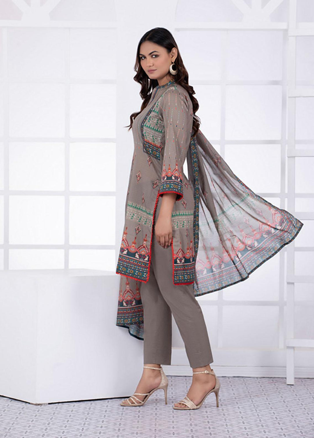 Salina By Regalia Textiles Printed Lawn Suits Unstitched 3 Piece RGT22-S10 10 - Summer Collection