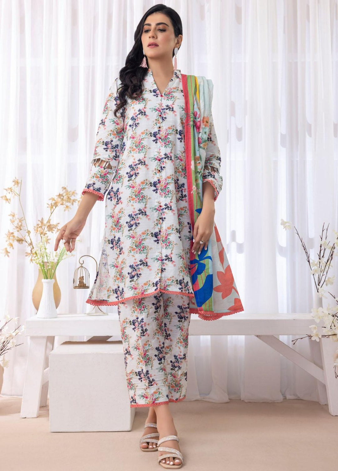 Salina By Regalia Textiles Printed Khaddar Suits Unstitched 3 Piece RGT23-S3 SSPK3-9 - Winter Collection