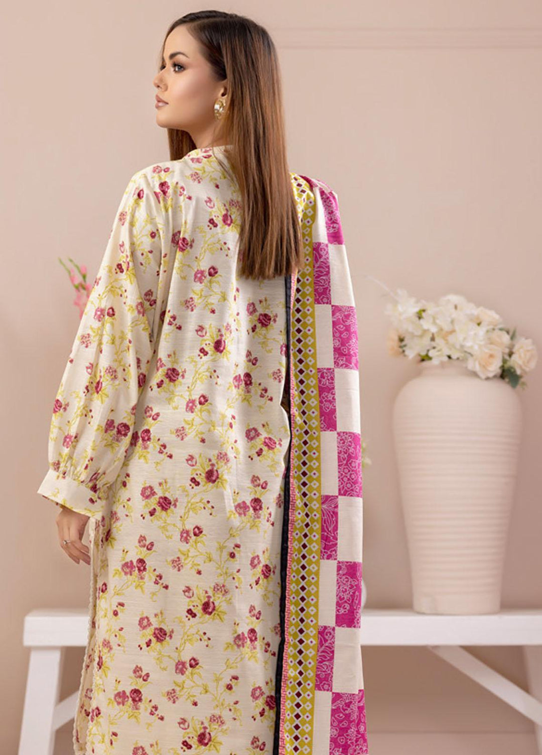 Salina By Regalia Textiles Printed Khaddar Suits Unstitched 3 Piece RGT23-S4 SSPK4-3 - Winter Collection