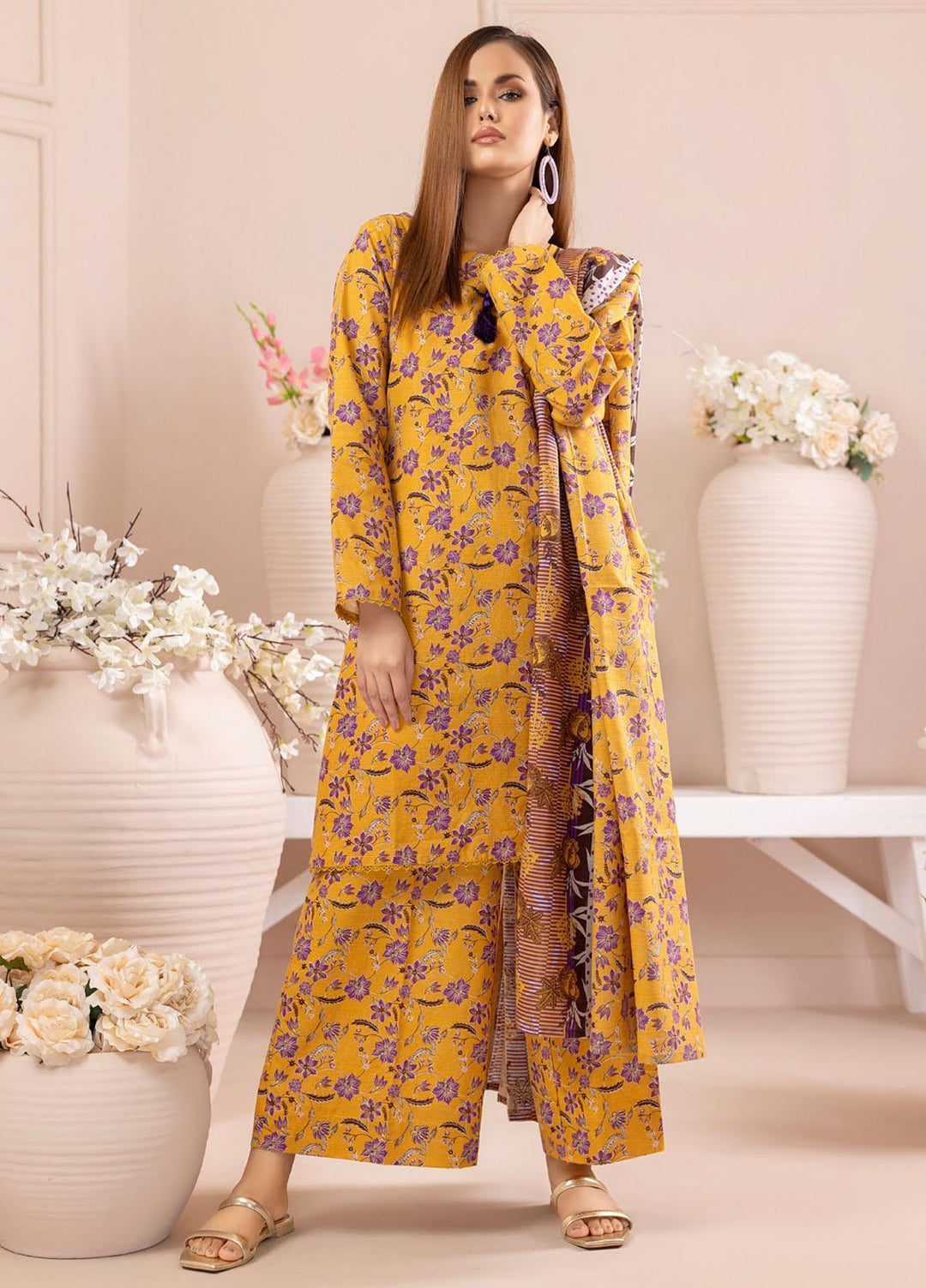 Salina By Regalia Textiles Printed Khaddar Suits Unstitched 3 Piece RGT23-S4 SSPK4-4 - Winter Collection