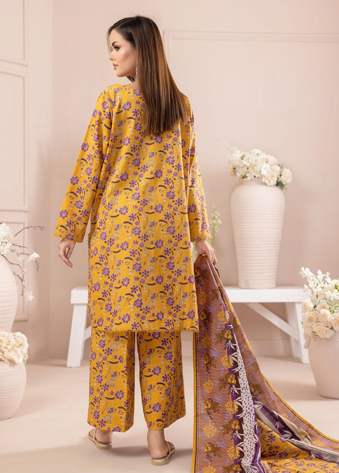 Salina By Regalia Textiles Printed Khaddar Suits Unstitched 3 Piece RGT23-S4 SSPK4-4 - Winter Collection