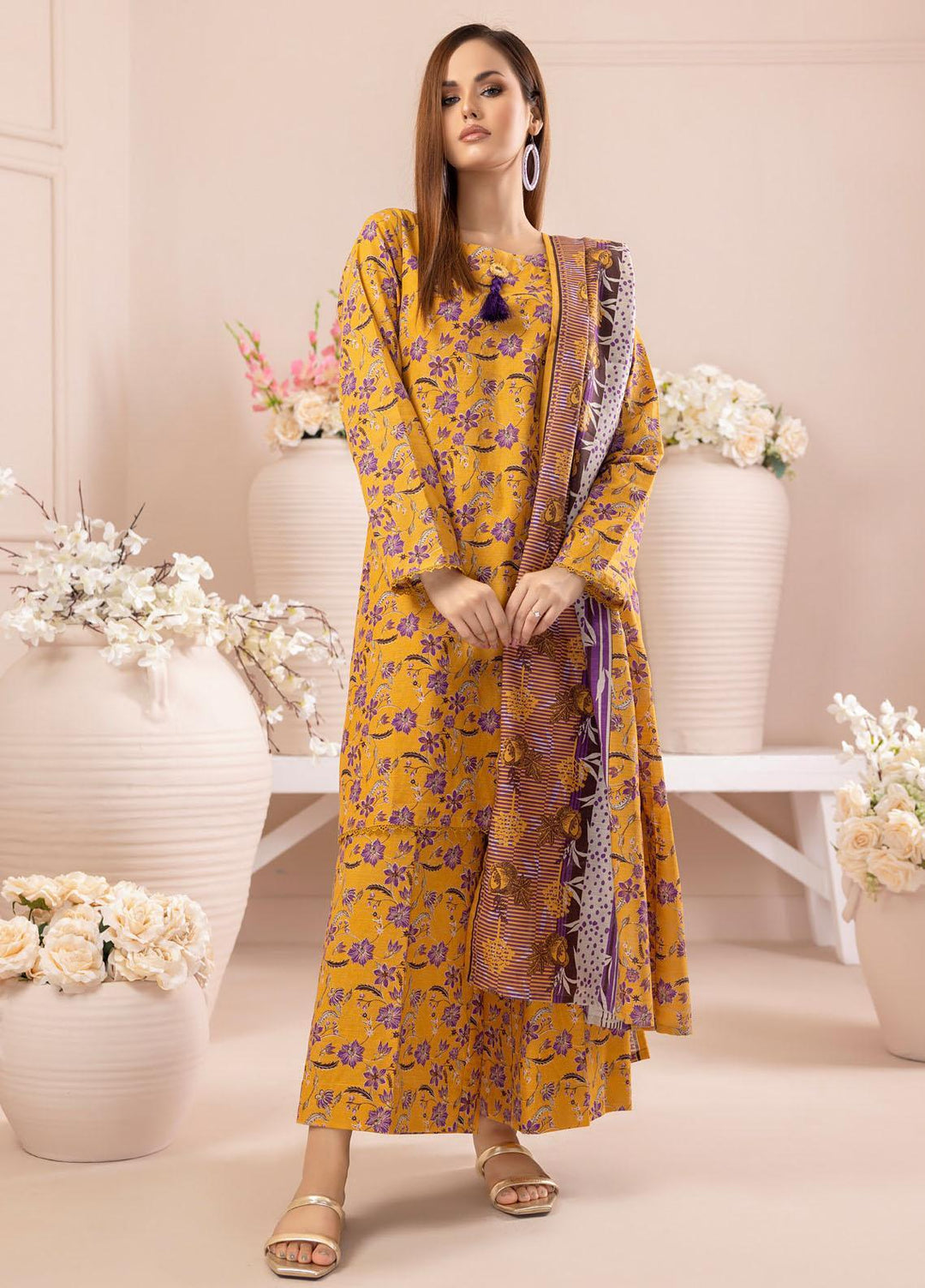 Salina By Regalia Textiles Printed Khaddar Suits Unstitched 3 Piece RGT23-S4 SSPK4-4 - Winter Collection