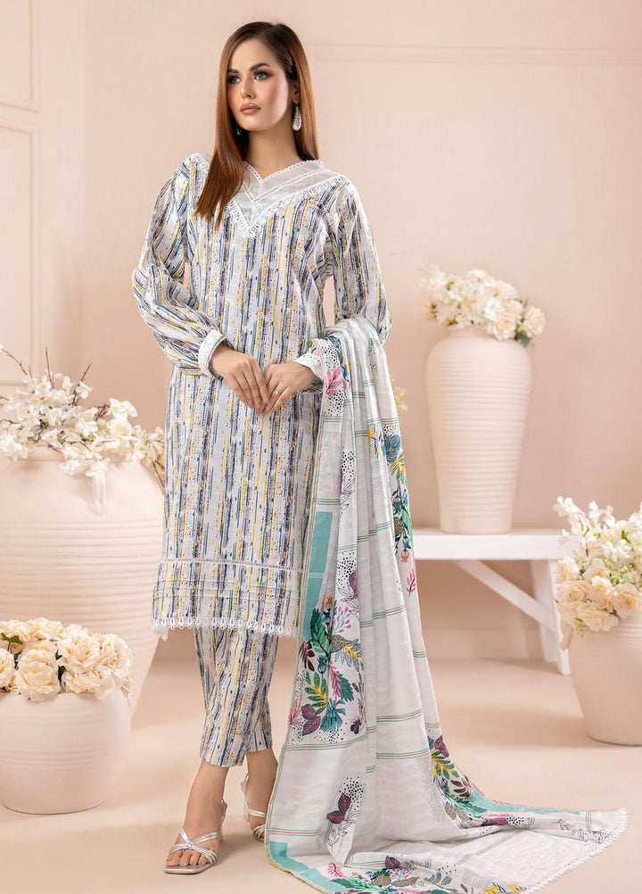 Salina By Regalia Textiles Printed Khaddar Suits Unstitched 3 Piece RGT23-S4 SSPK4-5 - Winter Collection