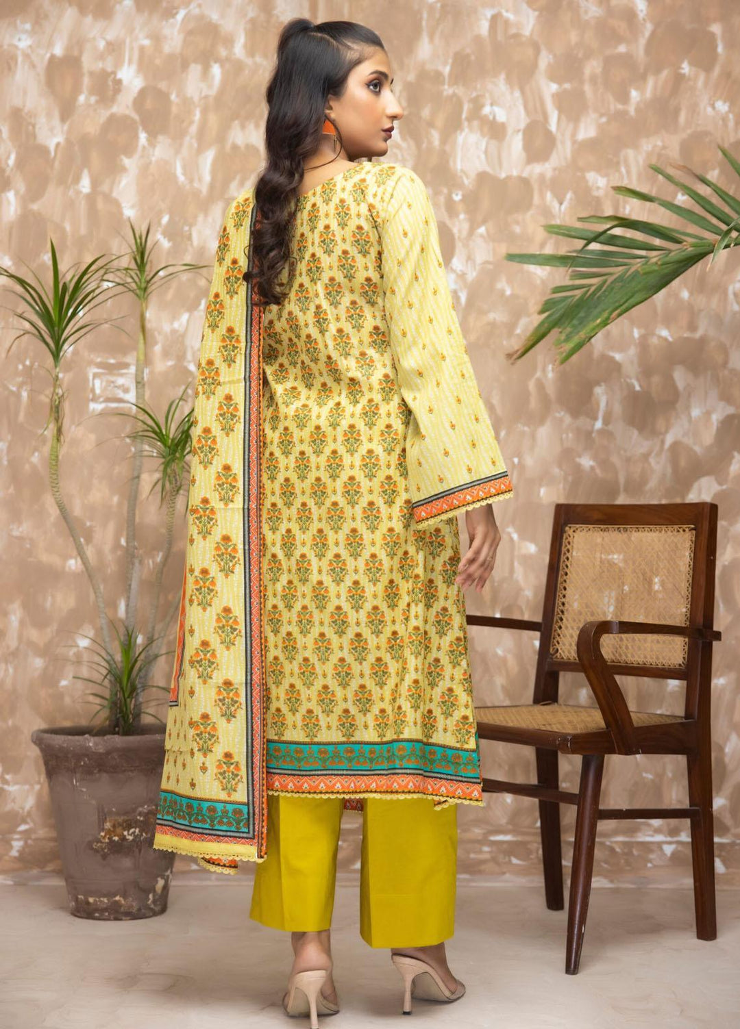 Salina By Regalia Textiles Printed Lawn Suits Unstitched 3 Piece RGT23S-V18 D-06 - Summer Collection