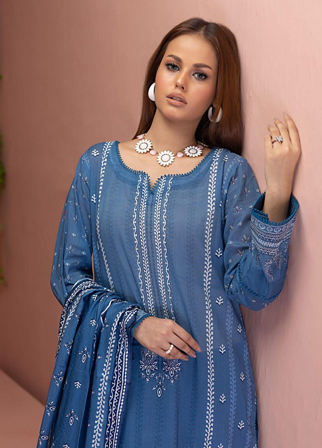 Salina By Regalia Textiles Printed Lawn Suits Unstitched 3 Piece RGT23S-V18 D-09 - Summer Collection