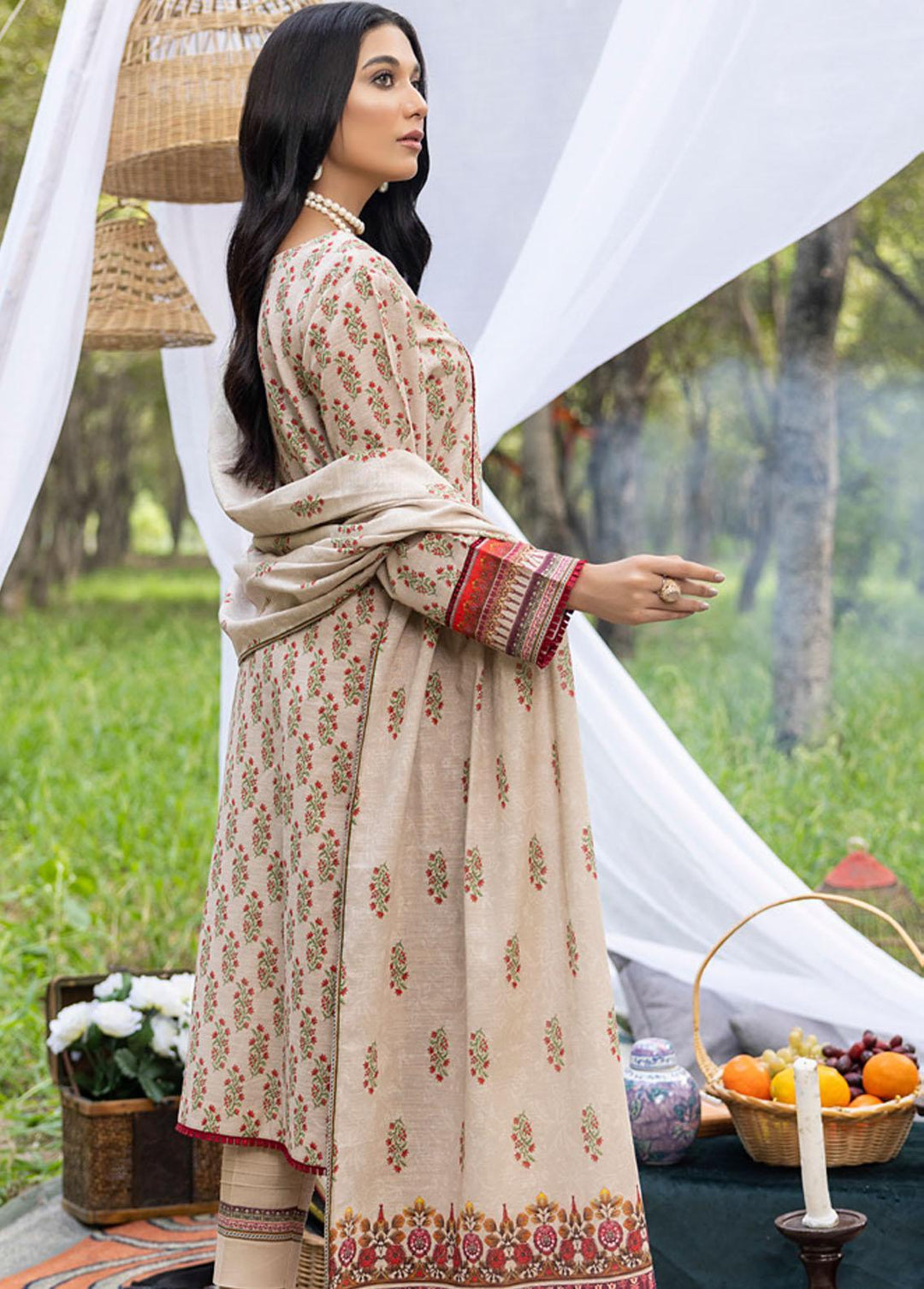 Salina by Regalia Textiles Printed Khaddar Suits Unstitched 3 Piece RGT22K D-02 - Winter Collection