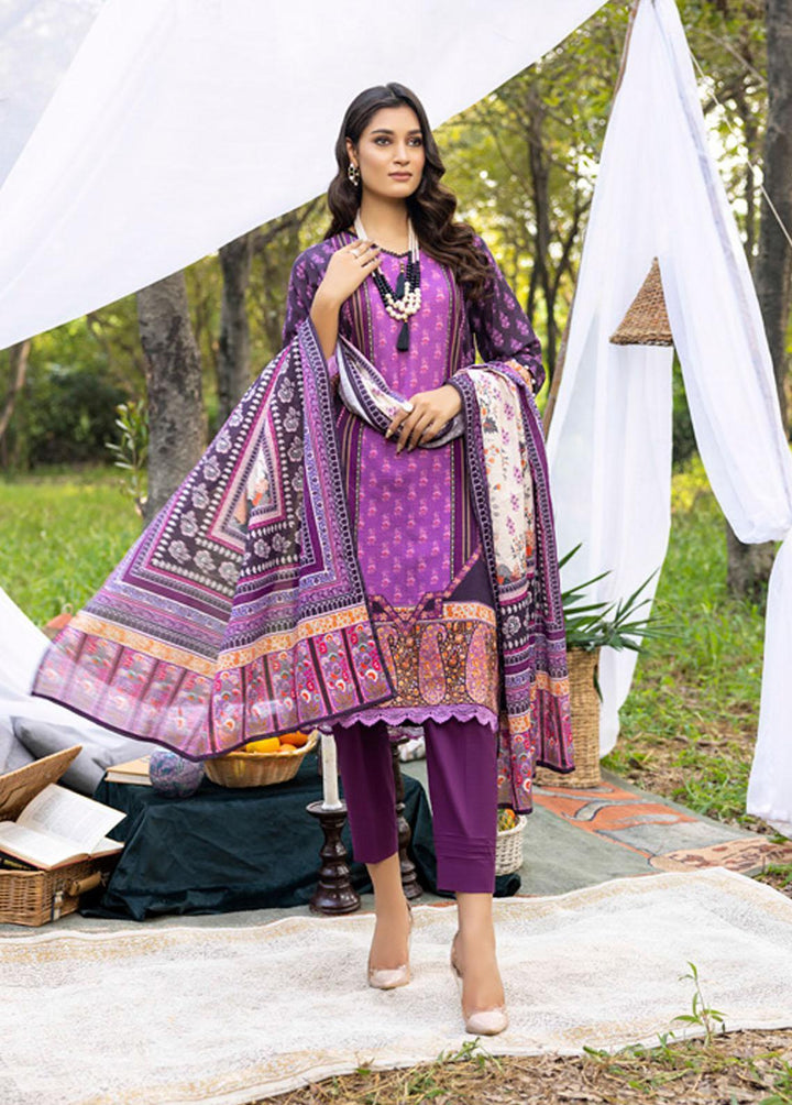 Salina by Regalia Textiles Printed Khaddar Suits Unstitched 3 Piece RGT22K D-05 - Winter Collection