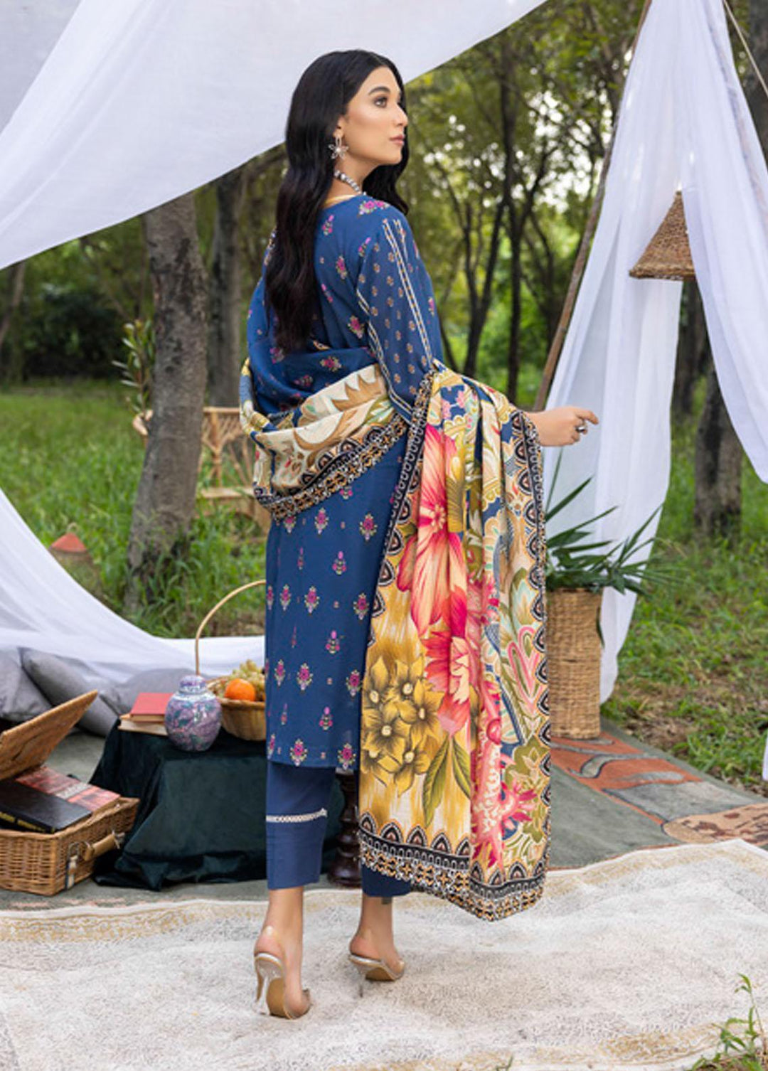Salina by Regalia Textiles Printed Khaddar Suits Unstitched 3 Piece RGT22K D-06 - Winter Collection