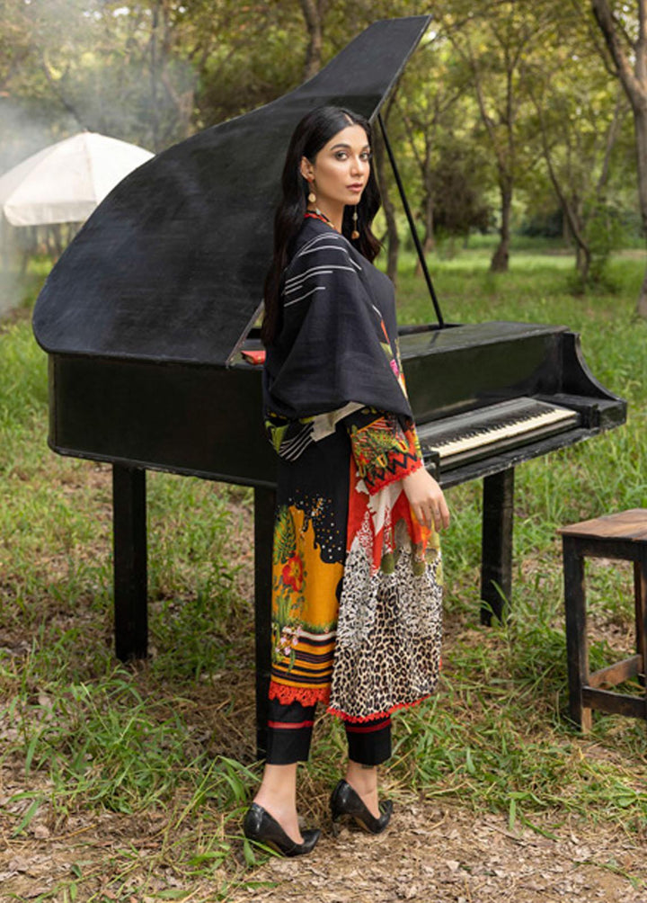 Salina by Regalia Textiles Printed Khaddar Suits Unstitched 3 Piece RGT22K D-12 - Winter Collection