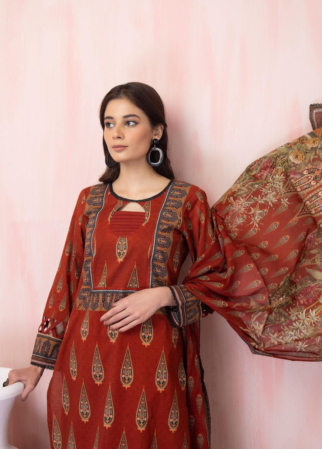 Salina By Regalia Textiles Printed Lawn Suits Unstitched 3 Piece RGT23-S5 09 - Summer Collection