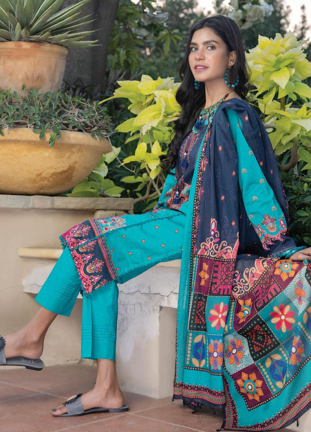Salina By Regalia Textiles Printed Lawn Suits Unstitched 3 Piece RGT23SP D-13 - Summer Collection