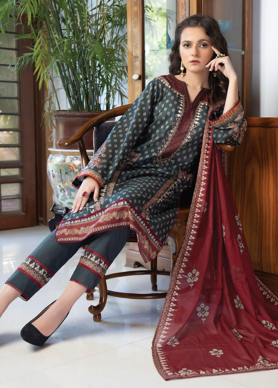 Salina By Regalia Textiles Printed Lawn Suits Unstitched 3 Piece RGT23-S14 06 - Summer Collection