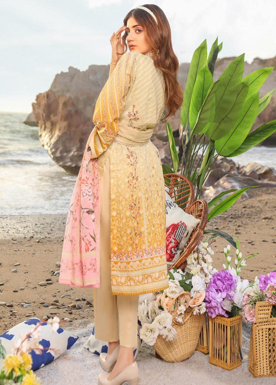 Salina By Regalia Textiles Printed Lawn Suits Unstitched 3 Piece RGT22SE 01 - Summer Collection