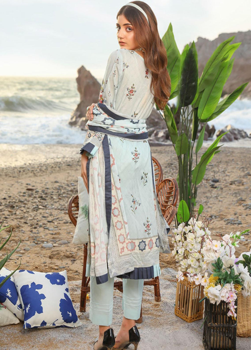 Salina By Regalia Textiles Printed Lawn Suits Unstitched 3 Piece RGT22SE 04 - Summer Collection