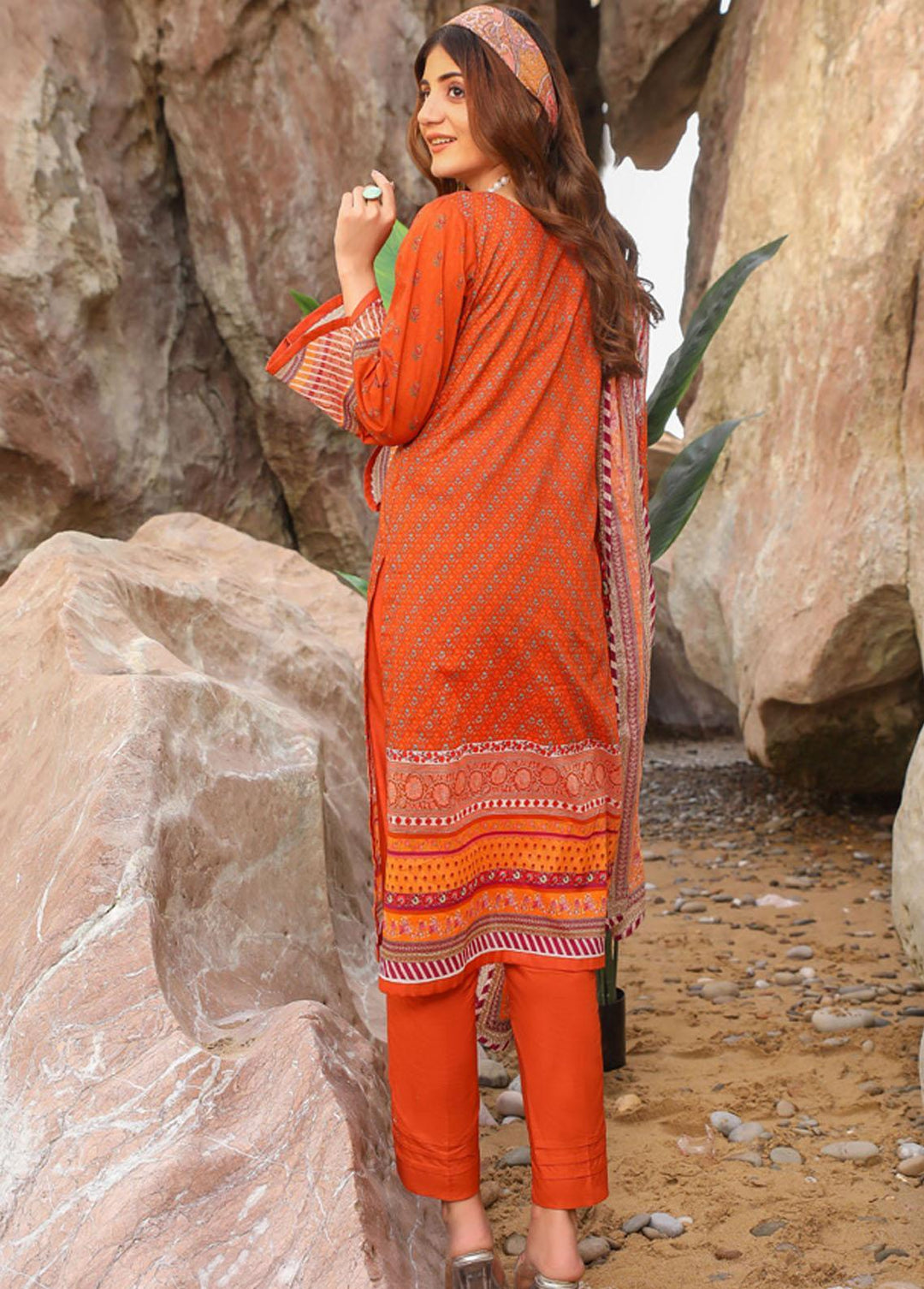 Salina By Regalia Textiles Printed Lawn Suits Unstitched 3 Piece RGT22SE 06 - Summer Collection