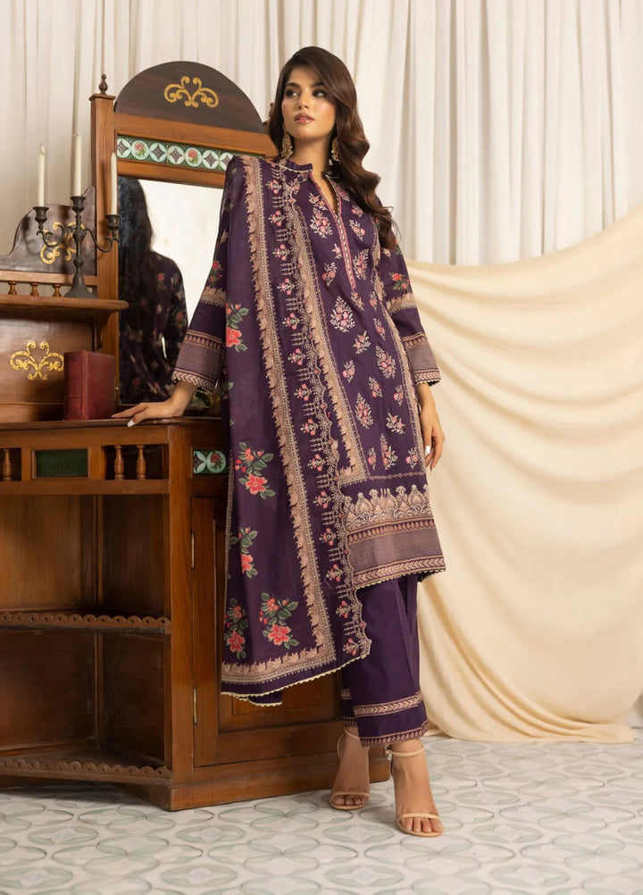 Salina by Regalia Textiles Printed Lawn Suit Pret 3 Piece RGT25LC D-04 - Summer Collection