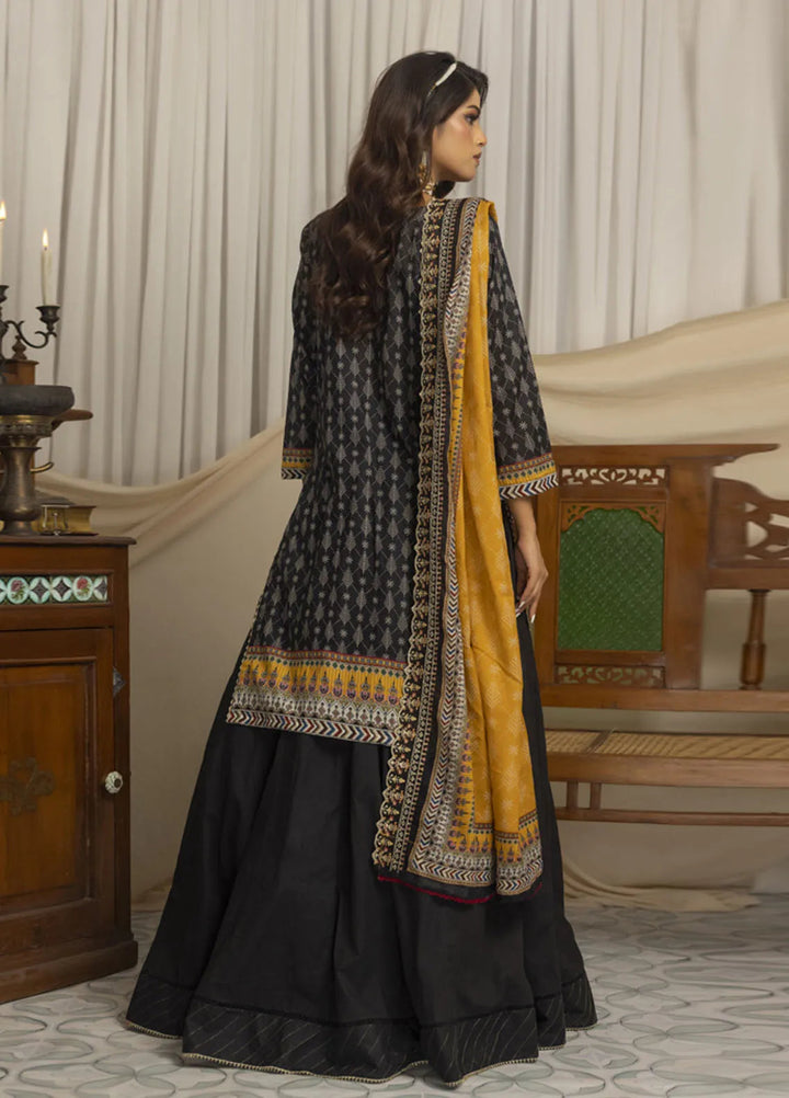 Salina by Regalia Textiles Printed Lawn Suit Pret 3 Piece RGT25LC D-06 - Summer Collection