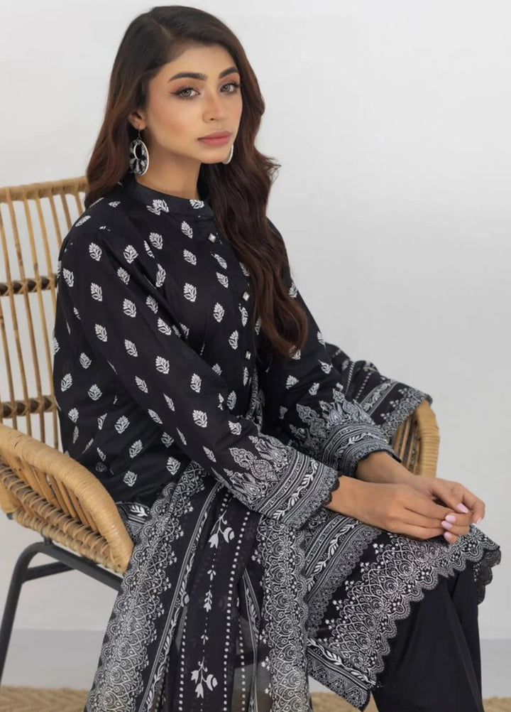 Salina by Regalia Textiles Printed Lawn Suit Unstitched 3 Piece RGT24BW3 D-02 - Summer Collection
