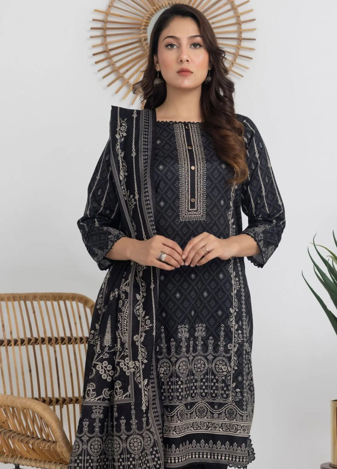 Salina by Regalia Textiles Printed Lawn Suit Unstitched 3 Piece RGT24BW3 D-04 - Summer Collection