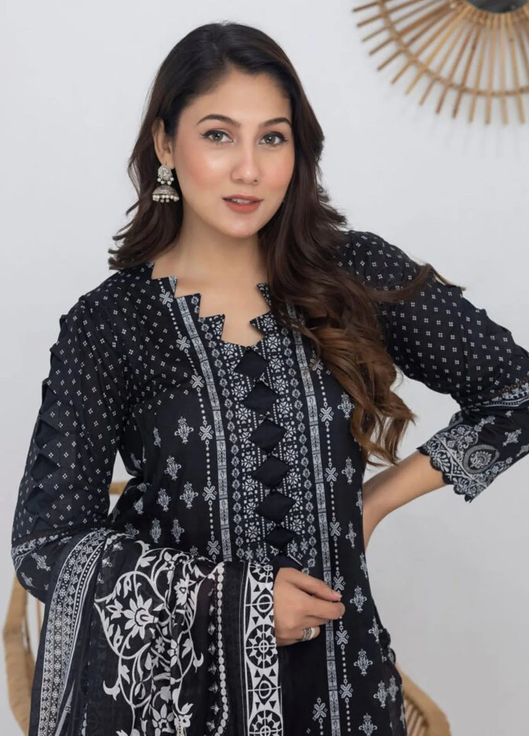 Salina by Regalia Textiles Printed Lawn Suit Unstitched 3 Piece RGT24BW3 D-07 - Summer Collection