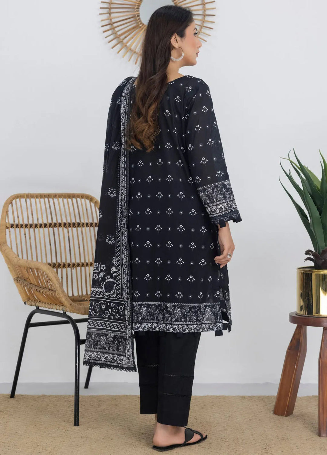 Salina by Regalia Textiles Printed Lawn Suit Unstitched 3 Piece RGT24BW3 D-09 - Summer Collection