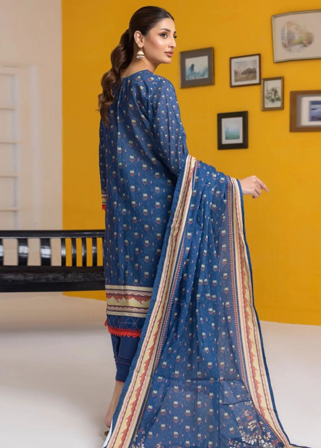 Salina By Regalia Textiles Printed Lawn Suit Unstitched 3 Piece RGT24S25 S25-10 - Summer Collection