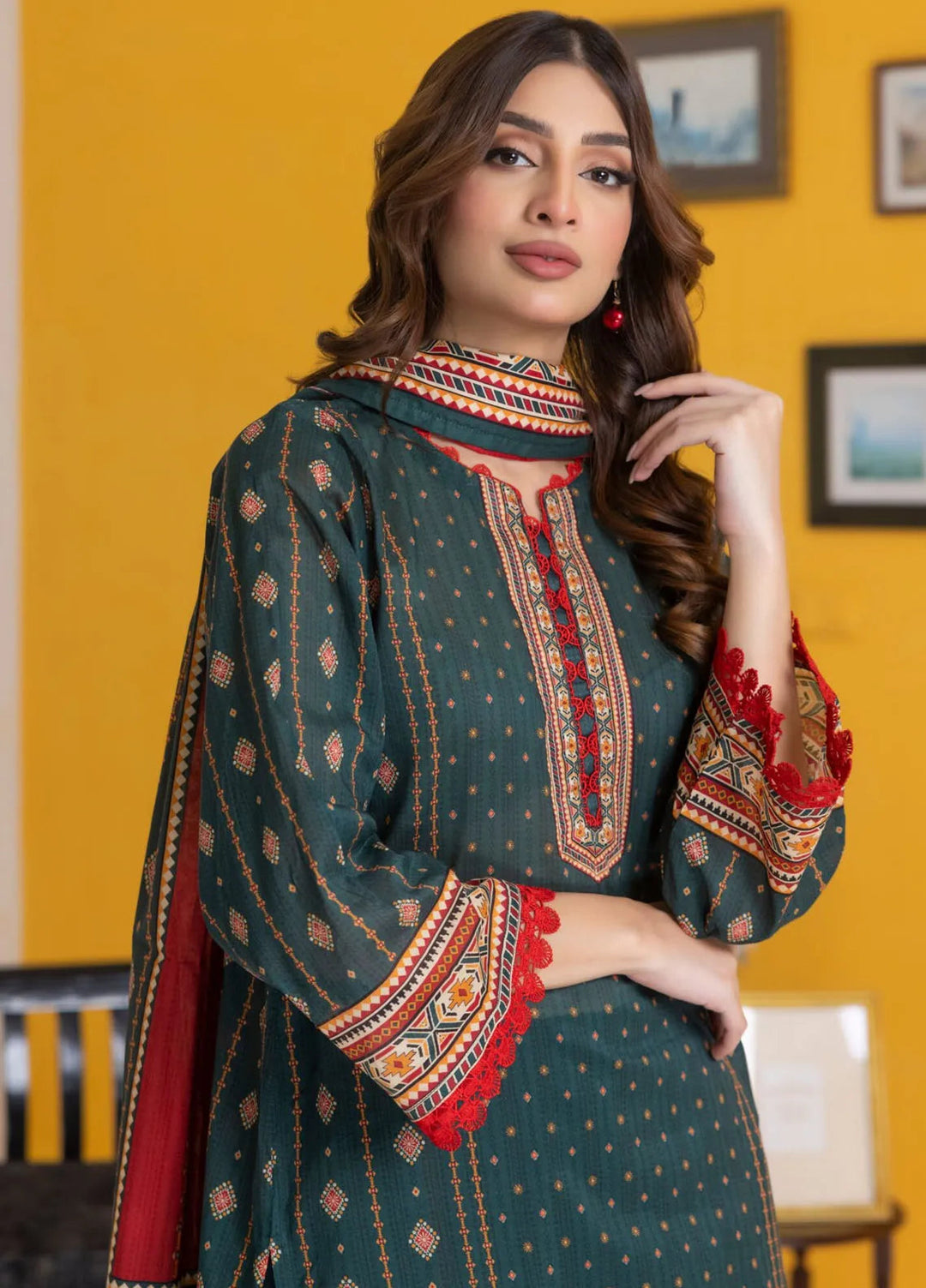 Salina By Regalia Textiles Printed Lawn Suit Unstitched 3 Piece RGT24S25 S25-3 - Summer Collection