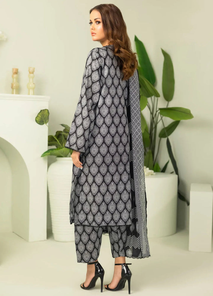 Salina By Regalia Textiles Printed Lawn Suits Unstitched 3 Piece RGT24BW D-04 - Summer Collection