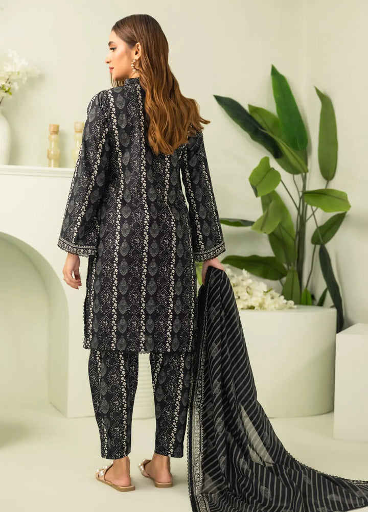 Salina By Regalia Textiles Printed Lawn Suits Unstitched 3 Piece RGT24BW D-05 - Summer Collection