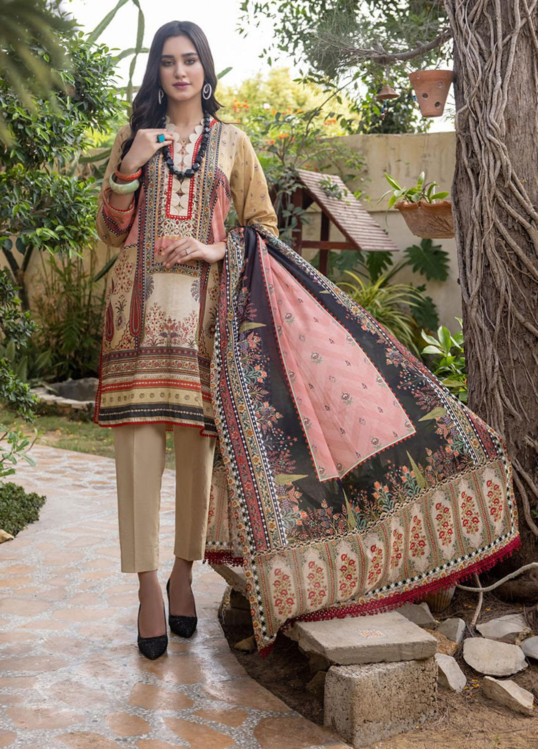 Salina by Regalia Textiles Printed Lawn Suits Unstitched 3 Piece SRTLV822 05 - Summer Collection