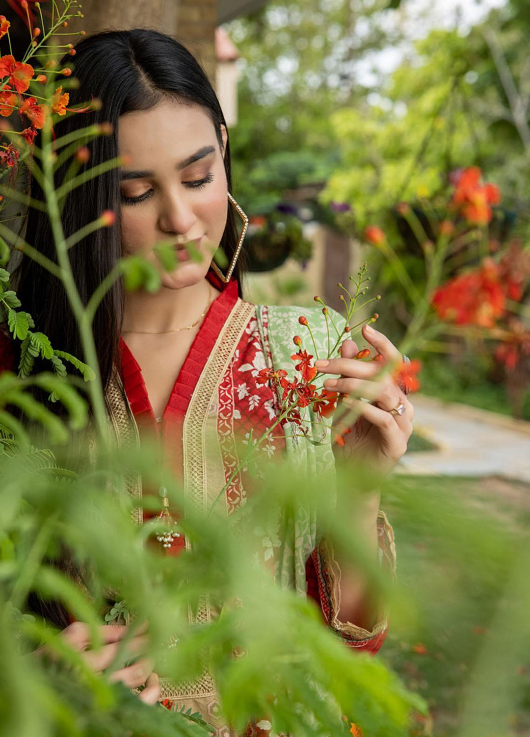 Salina by Regalia Textiles Printed Lawn Suits Unstitched 3 Piece SRTLV822 08 - Summer Collection