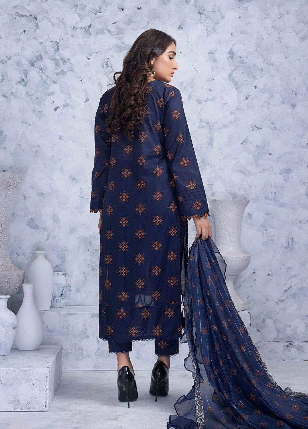 Salina By Regalia Textiles Printed Lawn Suits Unstitched 3 Piece RGT23SSZ D-04 - Summer Collection