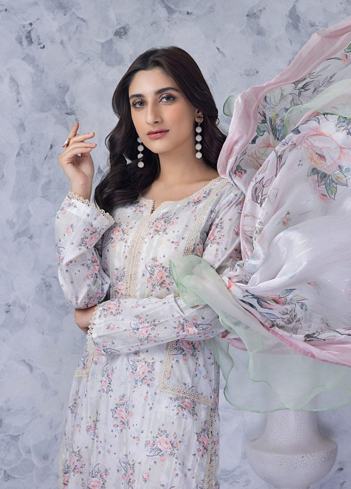 Salina By Regalia Textiles Printed Lawn Suits Unstitched 3 Piece RGT23SSZ D-05 - Summer Collection