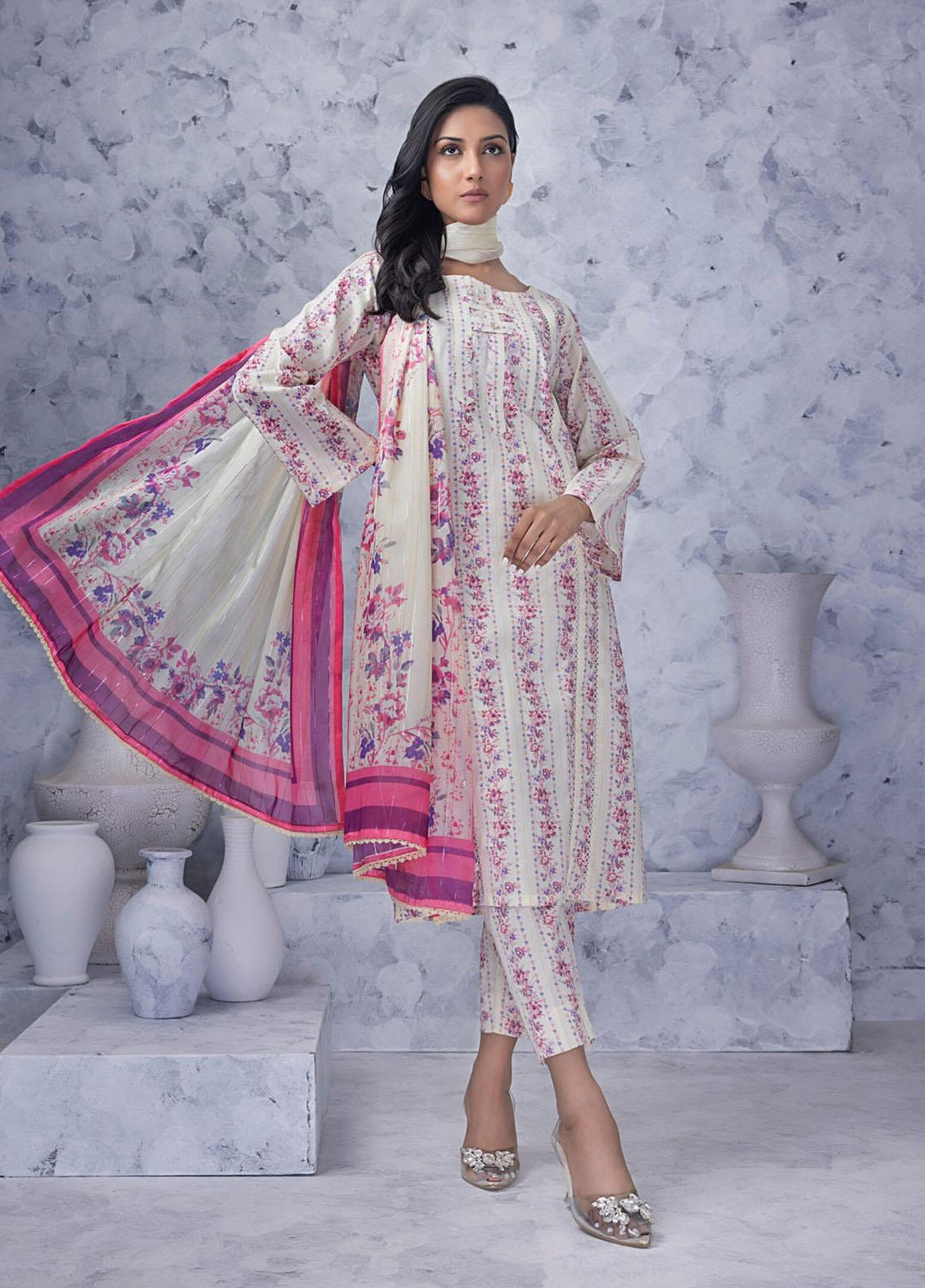 Salina By Regalia Textiles Printed Lawn Suits Unstitched 3 Piece RGT23SSZ D-07 - Summer Collection